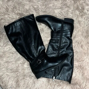 Black size 7 Knee High wide calf booties Riding Boot with Buckle